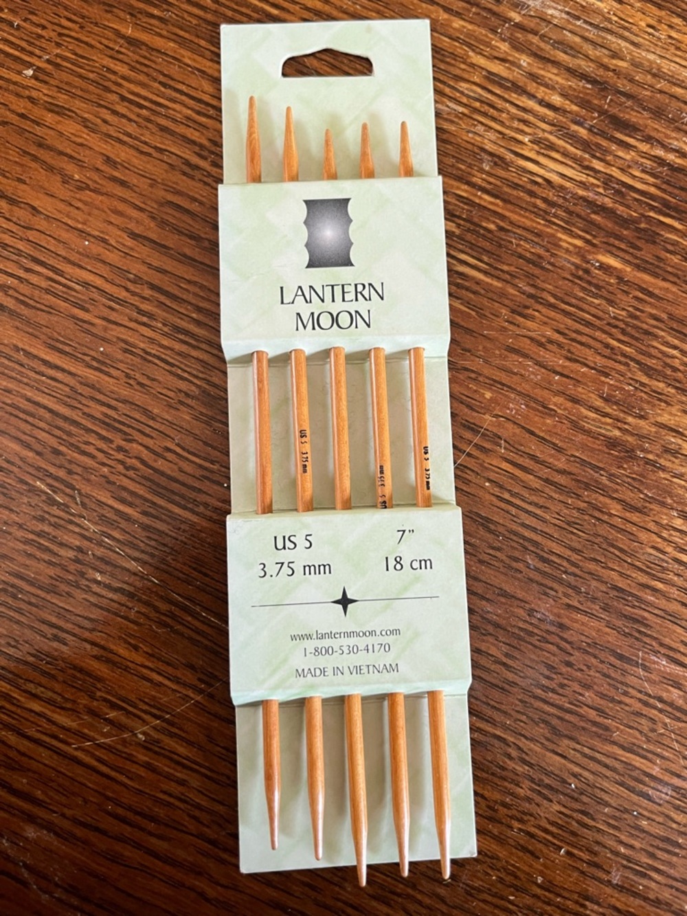 Lantern Moon double pointed knitting needles light wood set of 5 size 5